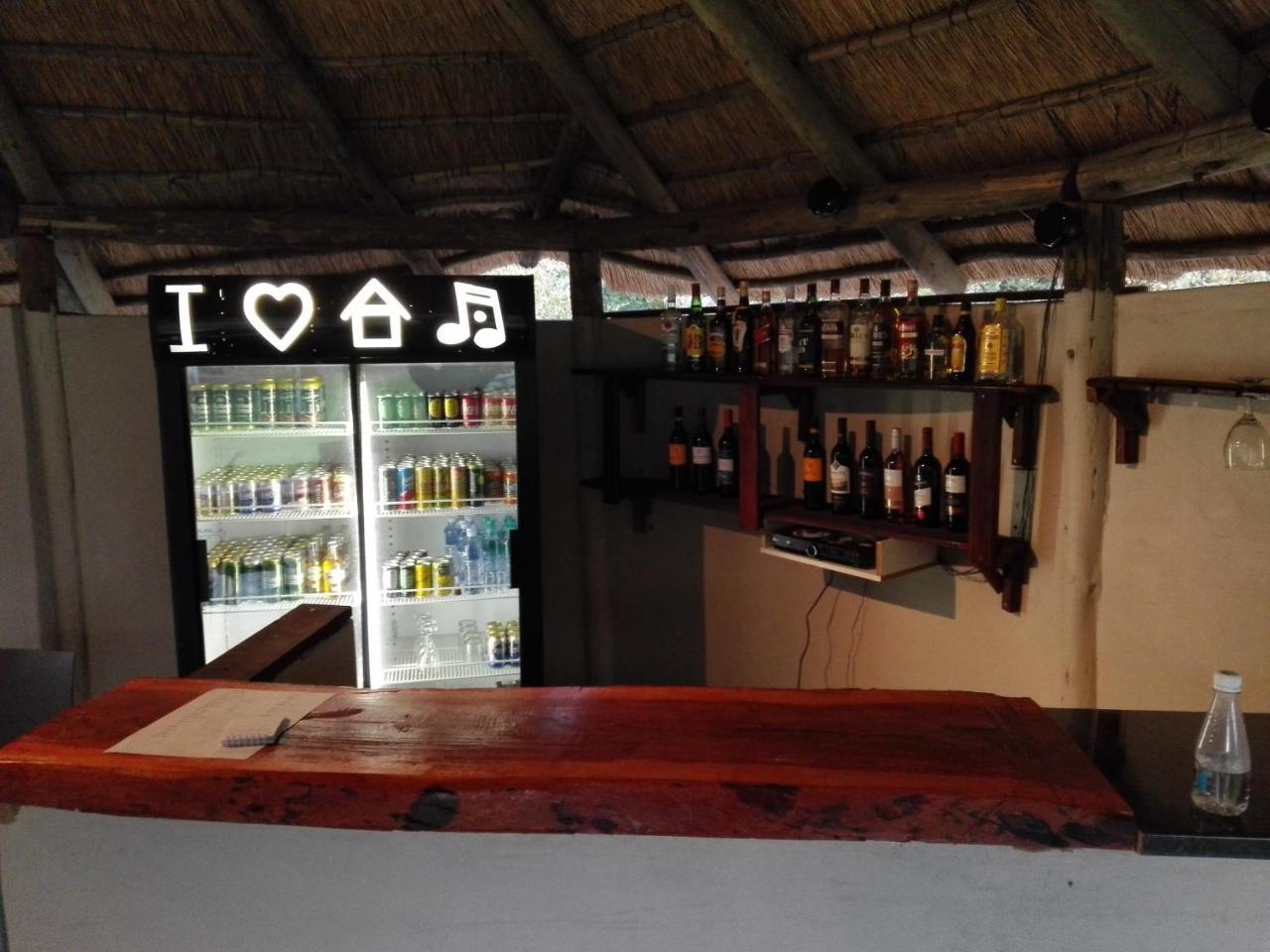 Chobe Sunset Chalets Lesoma Bagian luar foto