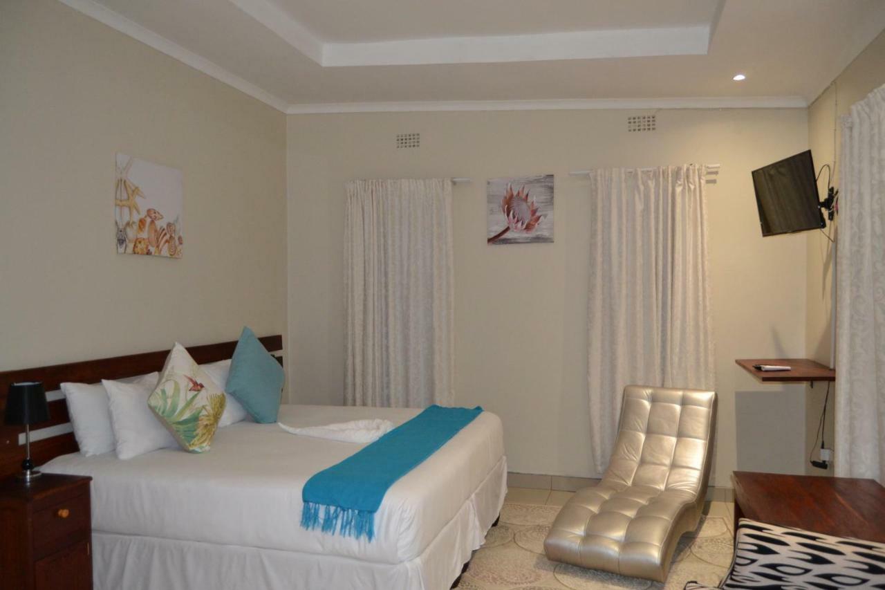 Chobe Sunset Chalets Lesoma Bagian luar foto